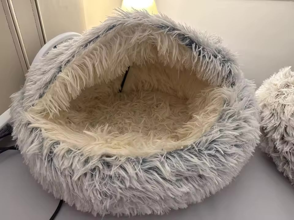 6 review cave.jpeg__PID:f46ede31-44ed-4b43-bd45-0443961cff82